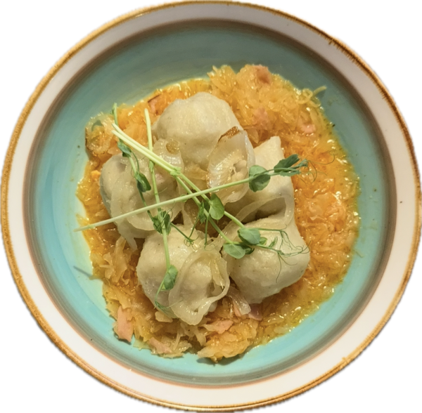 Knedlíčky plnené údeným mäsom na kyslej kapuste