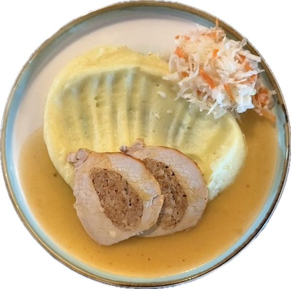 Br.karé plnené klobásovou zmesou, zemiaková kaša, šalát