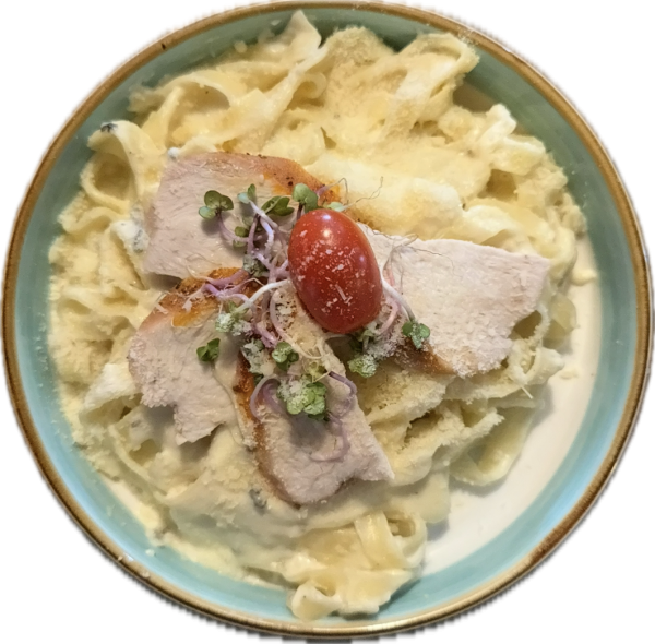 Tagliatelle s morčacím mäsom, omáčkou z gorgonzoly a parmezánom